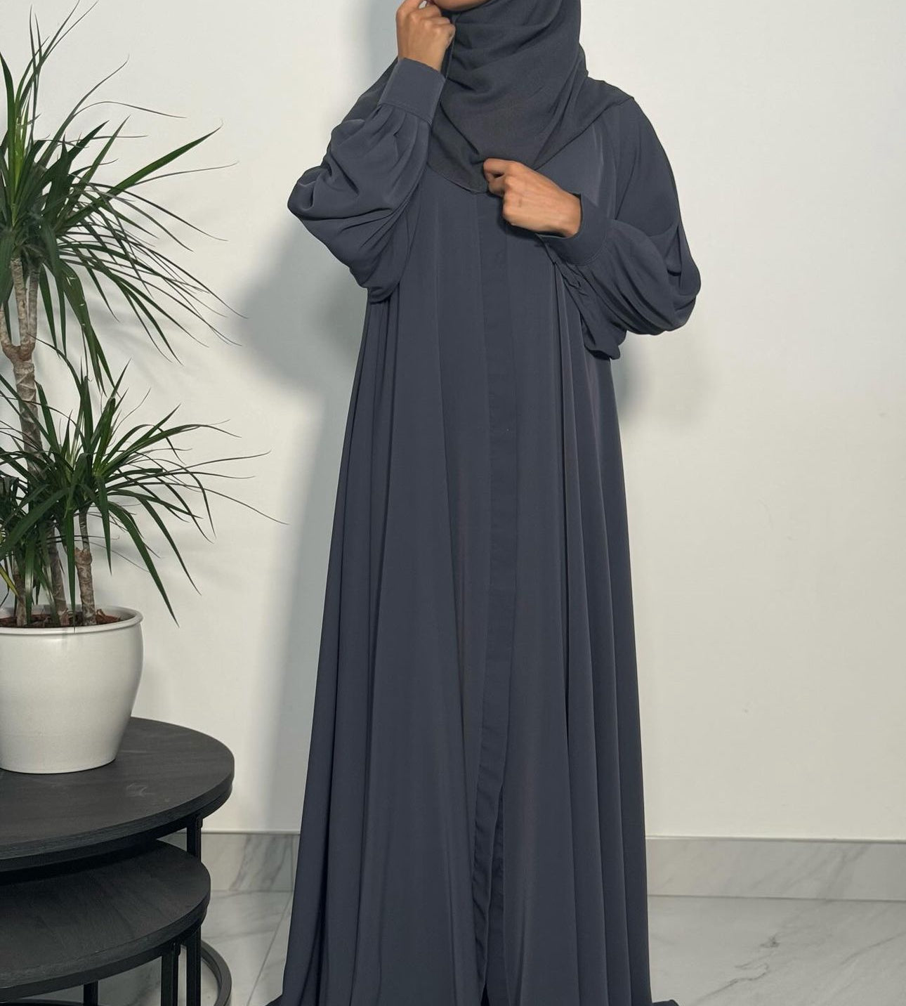 Esha Abaya - Grey