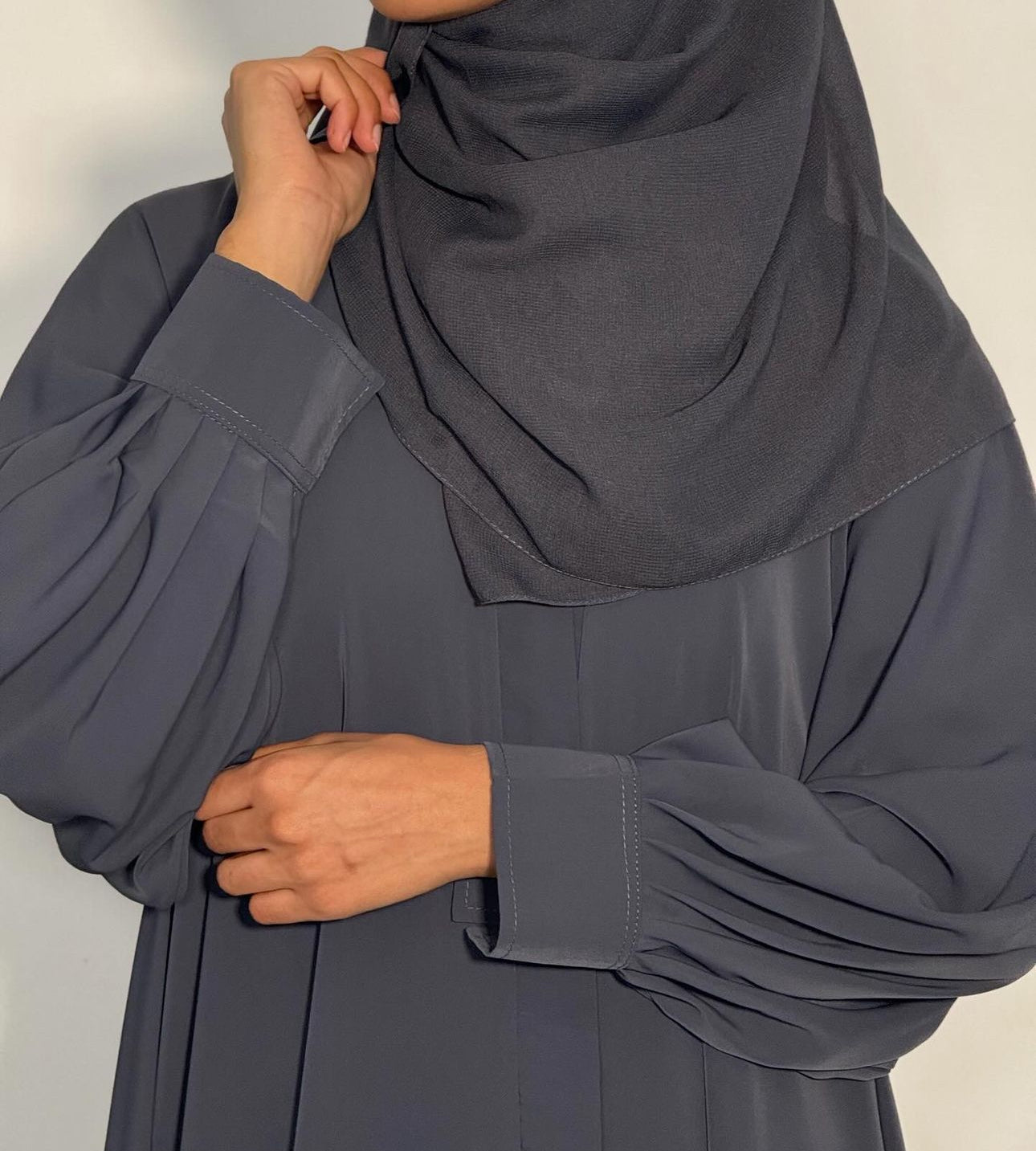 Esha Abaya - Grey