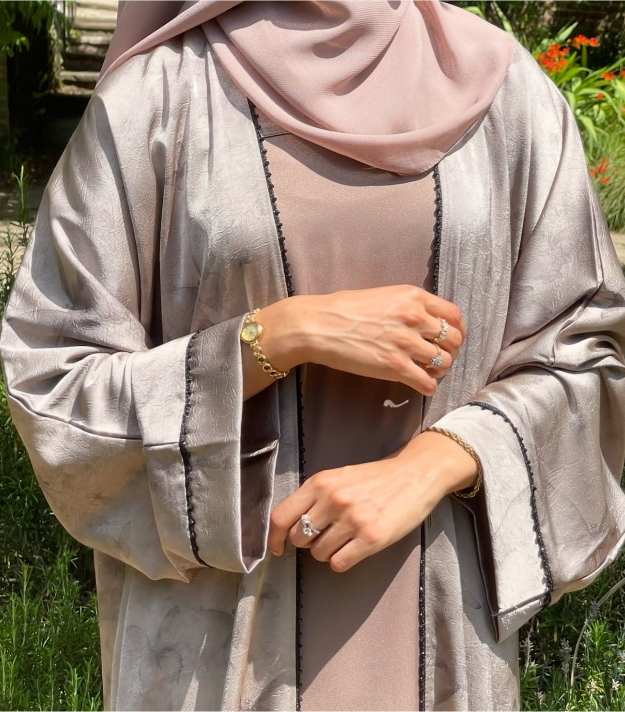 Hiba Abaya