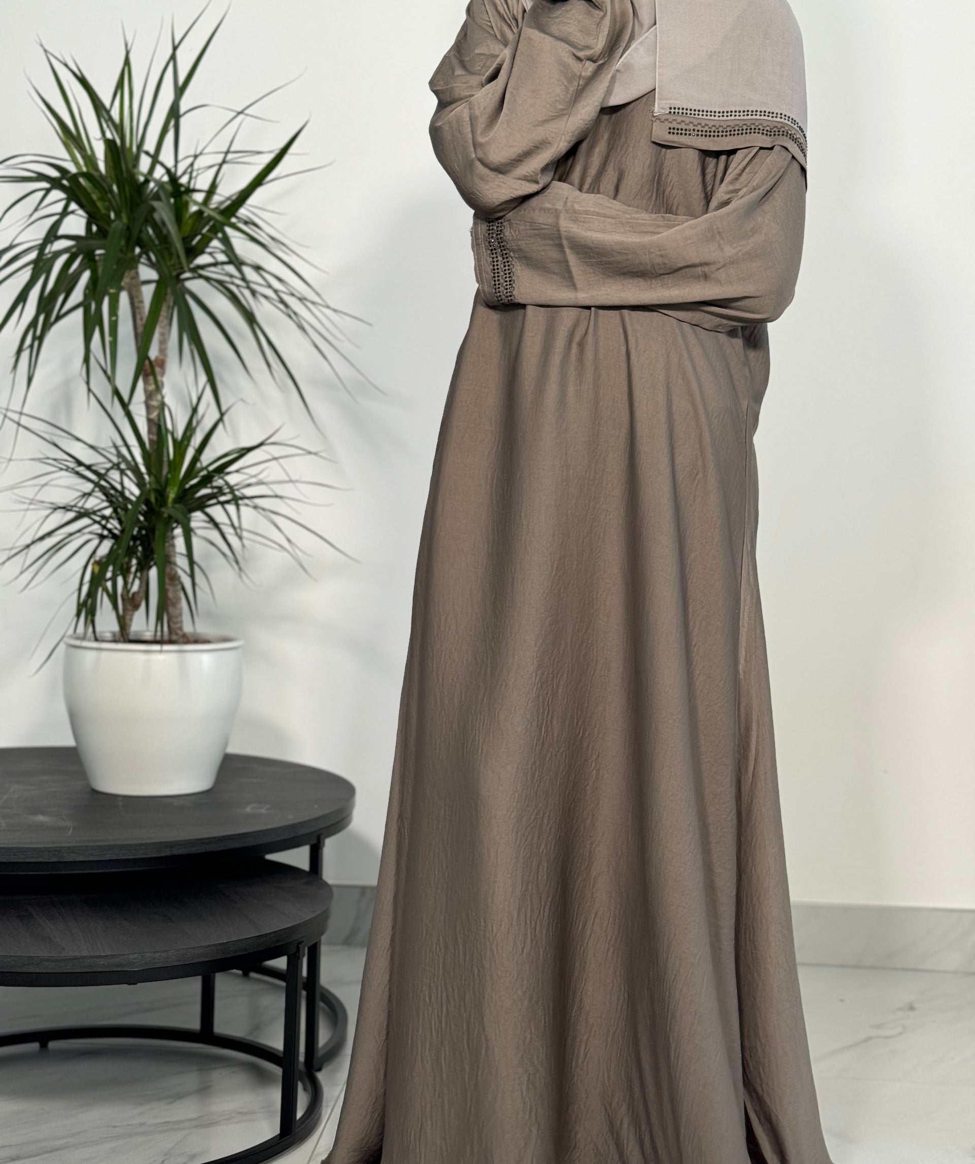 Lana Abaya - Clay